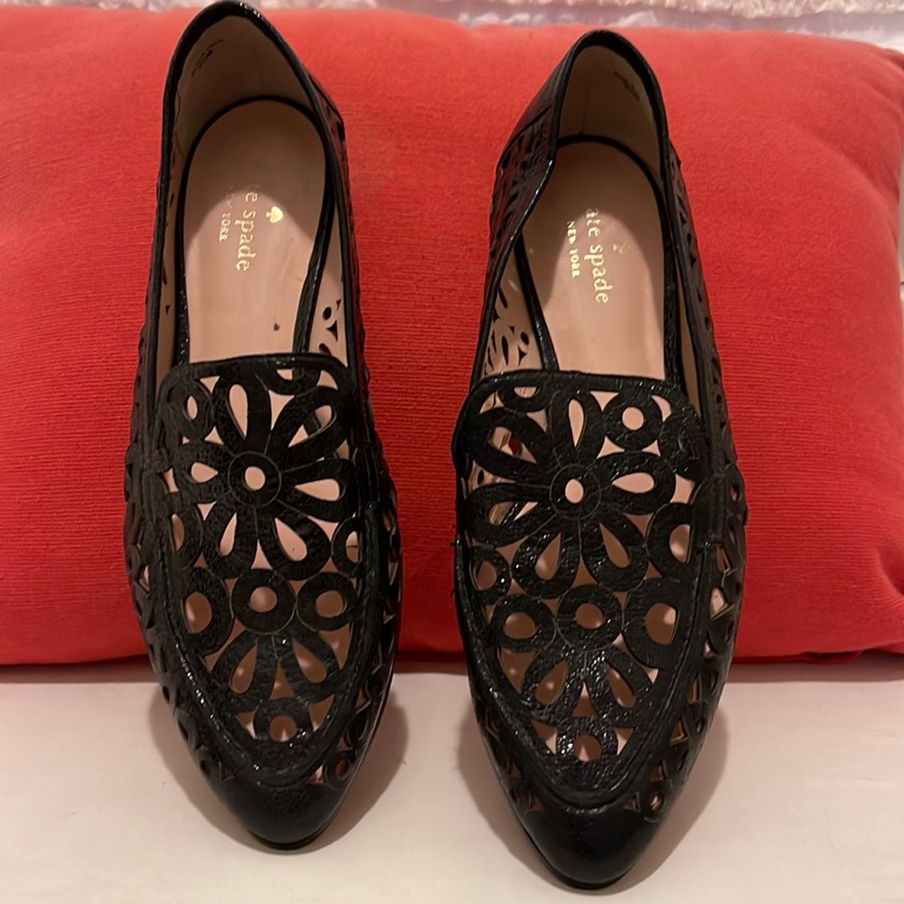 Kate Spade laser cut floral leather design flats black 8.5